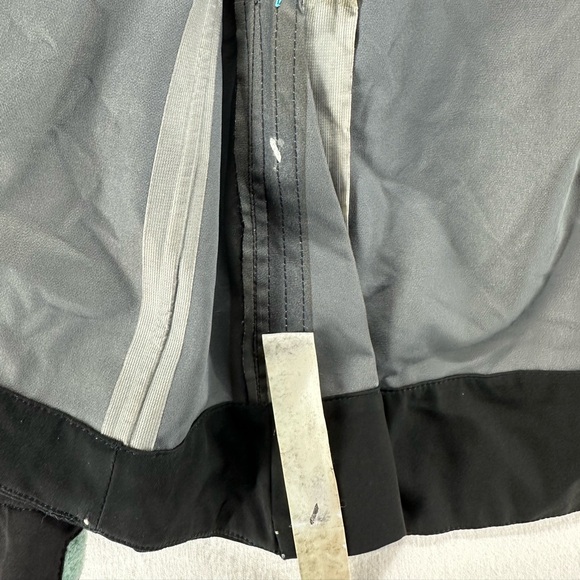 Ariat Womens Logo Softshell Jacket Black Teal Accent Size XS - Flawed - Picture 10 of 13